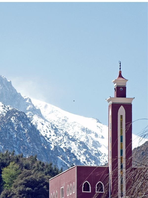 Hiking through Berber villages